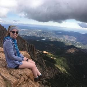 Meet your Posher, Abby